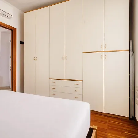 Lejlighed Hostmate - - Plinio - Citta Studi